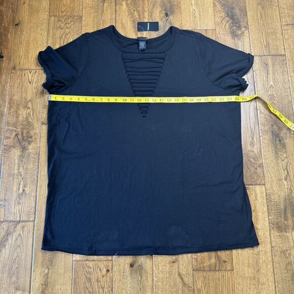 NWT TORRID BLACK Cotton V-Neck Ladder Slash Tee Soft Stretch Womens Plus Sz 3 3X - Picture 5 of 6